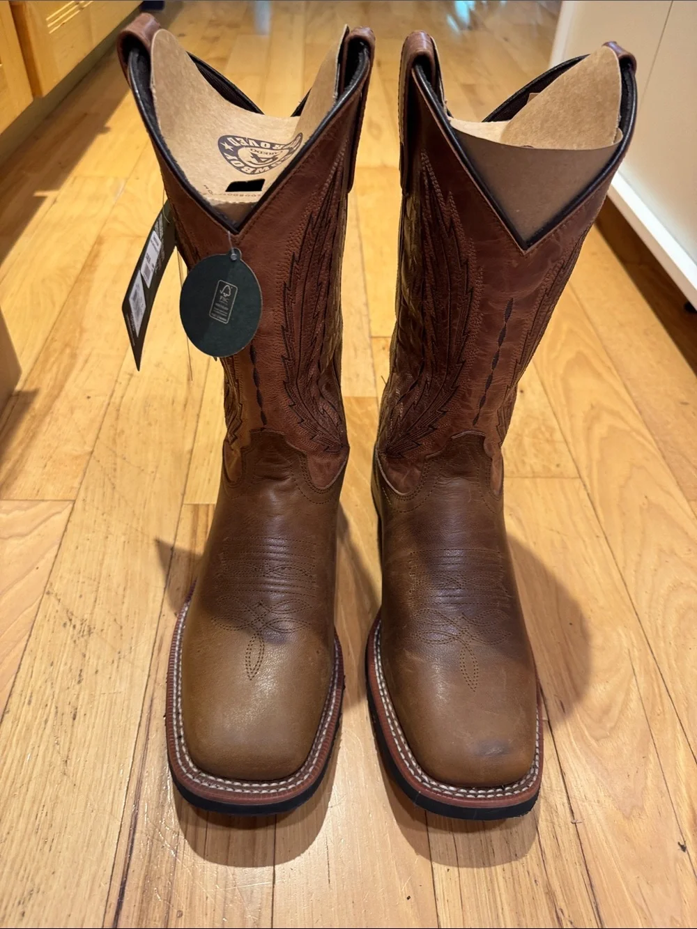 Men's Beyond the Barn Tulane size 8.5 Brown Leather Cowboy Boots